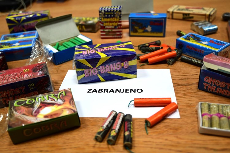 Slika /PU_VS/Akcije/Djeca i mine/Mir i dobro.jpg